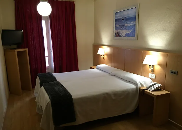 Hotel Del Mar 2*
