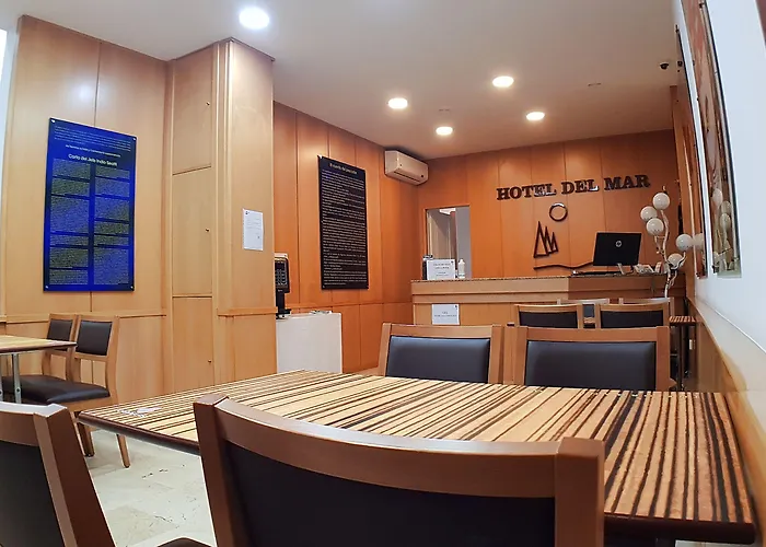 Hotel Del Mar 2*
